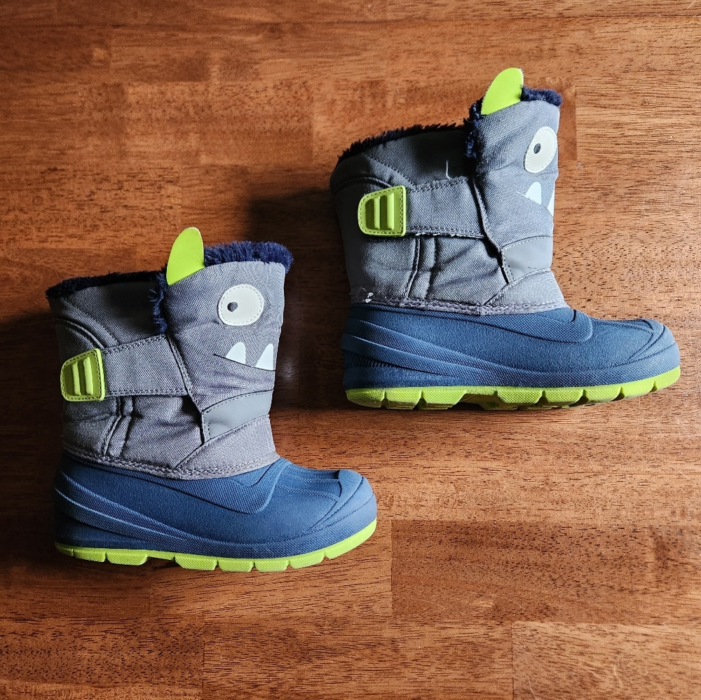 Cat & Jack Gray and Blue Kids Boots